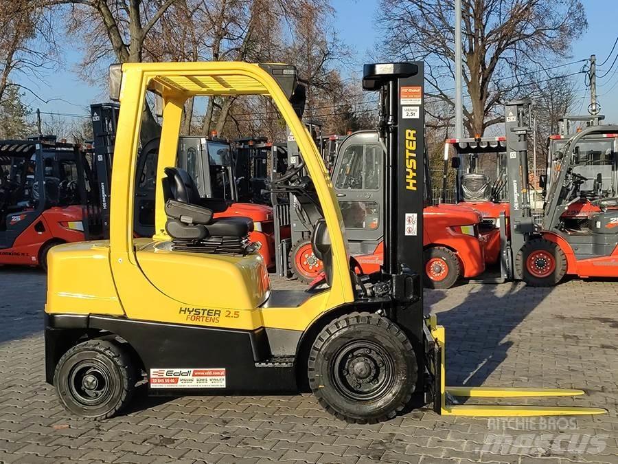 Hyster H2.5FT شاحنات الديزل