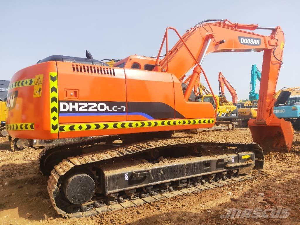 Doosan DH220LC-7 حفارات زحافة