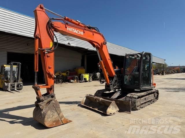 Hitachi ZX 85 حفارات وسط 7 طن - 12 طن