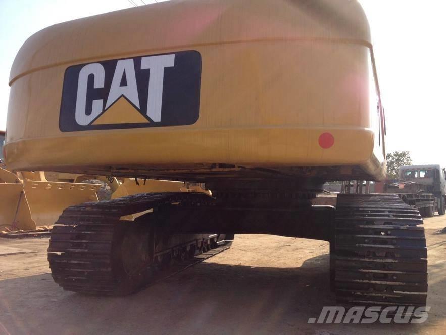 CAT 325 D L حفارات زحافة