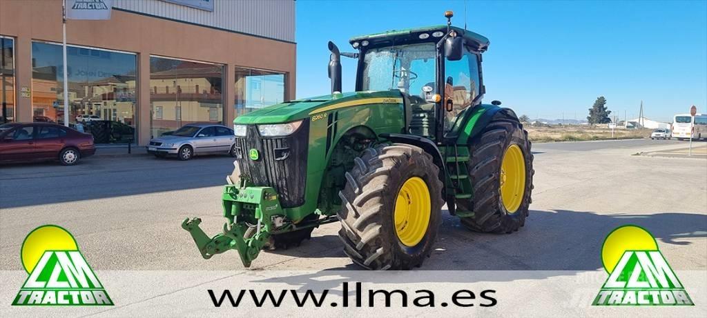 John Deere 8260 R الجرارات