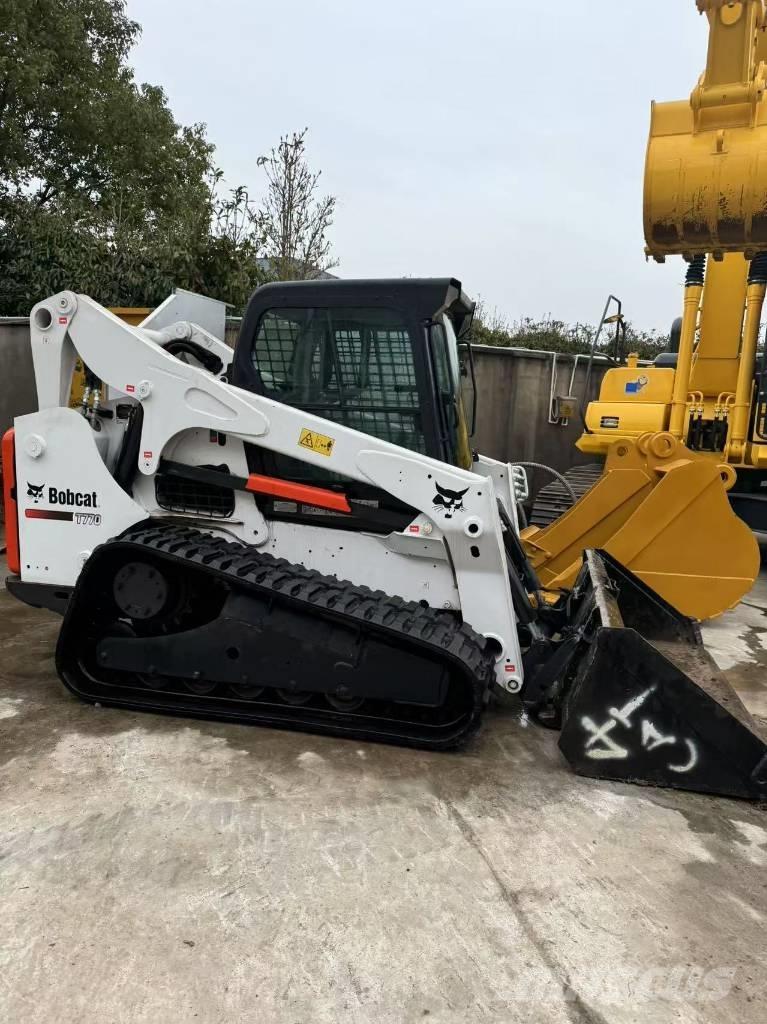 Bobcat T 770 لوادر زحافة