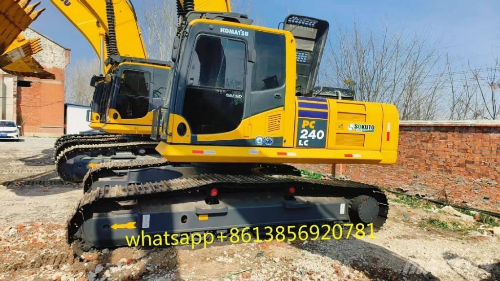 Komatsu PC 240-8 حفارات زحافة