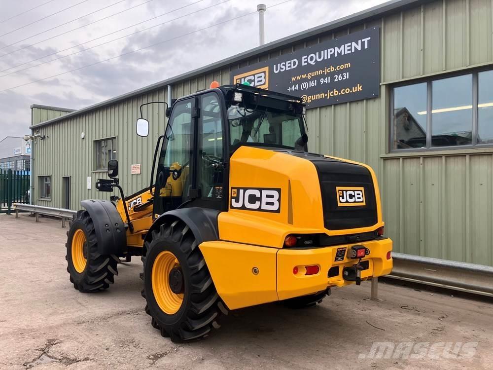 JCB TM320 لوادر صغيرة