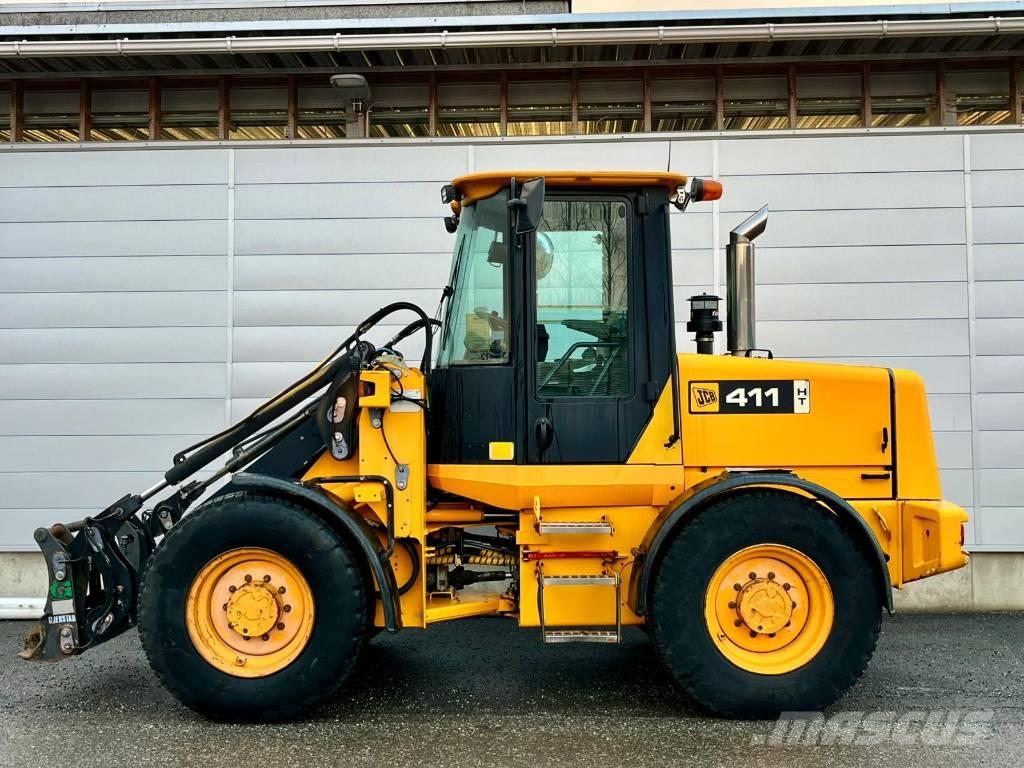 JCB 411 HT لوادر بعجل