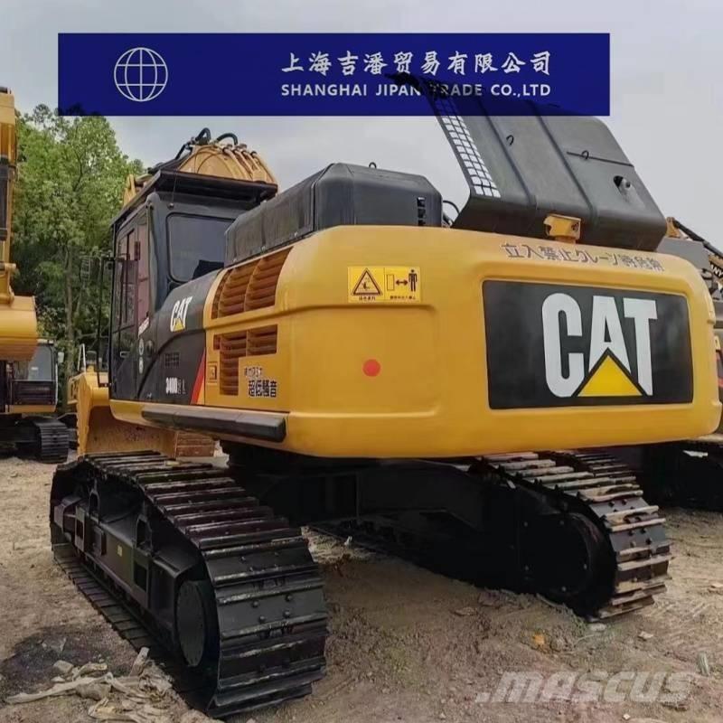 CAT 340 D حفارات زحافة