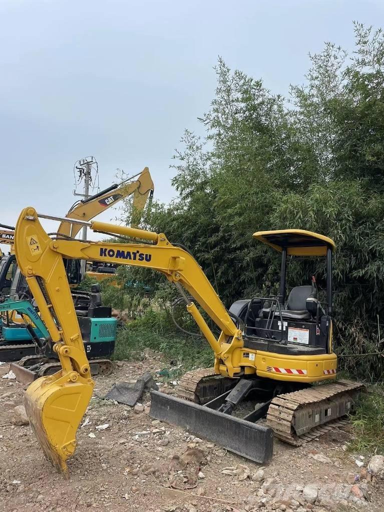 Komatsu PC35 حفارات صغيرة أقل من 7 طن (حفارات صغيرة)