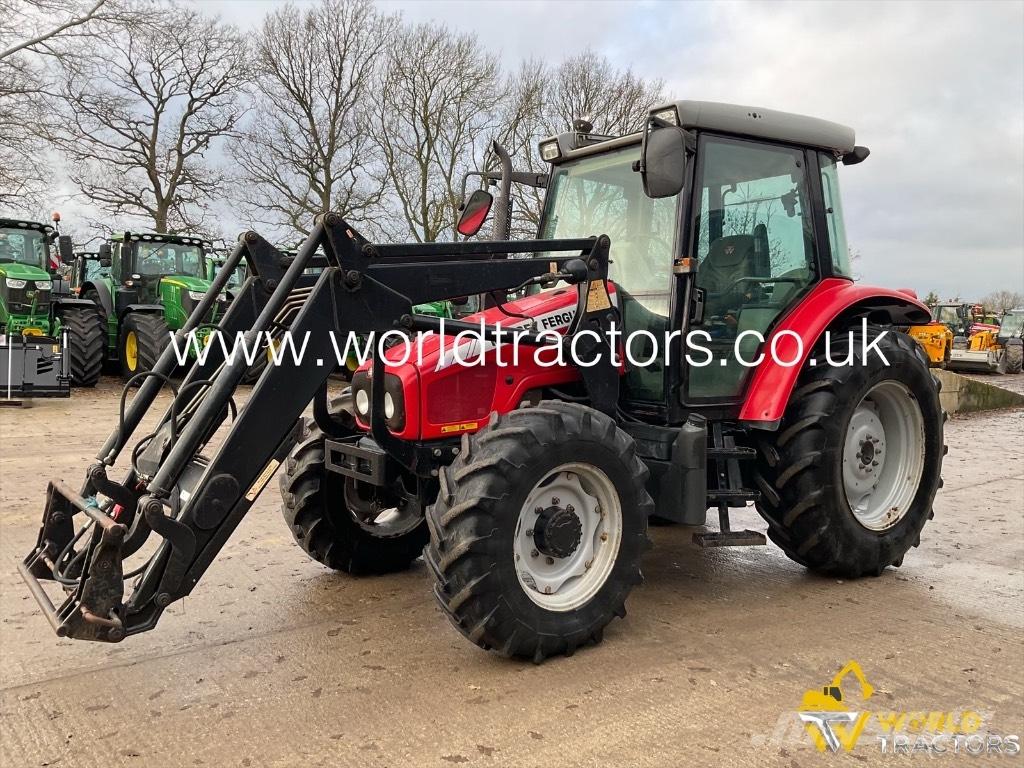 Massey Ferguson 5455 الجرارات