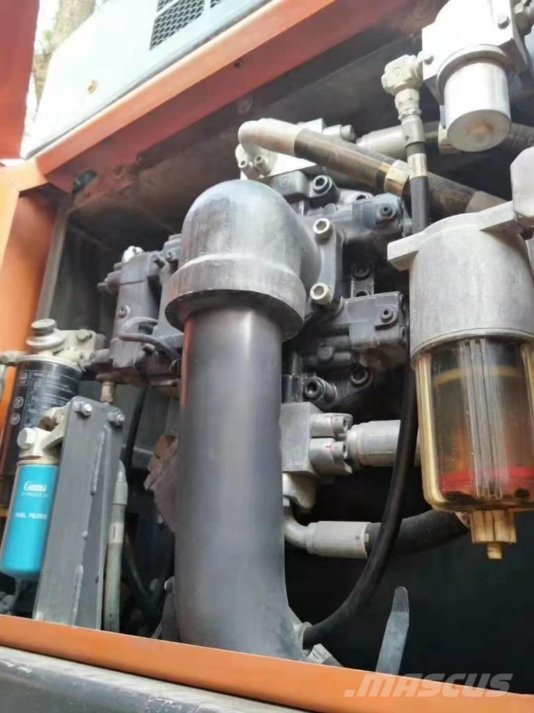Doosan DX 530 LC-5 حفارات زحافة