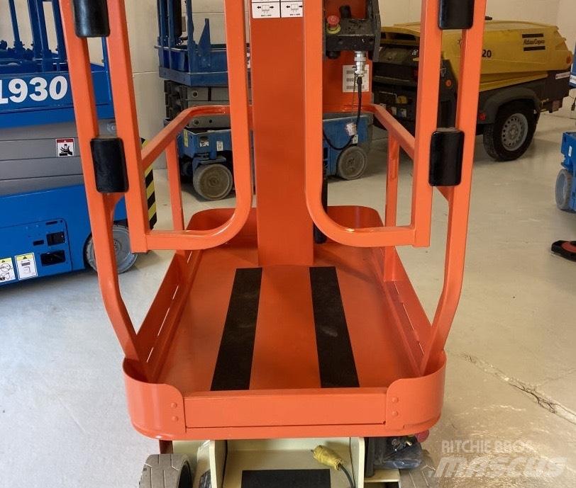 JLG 1230 ES رافعات السارية الرأسية