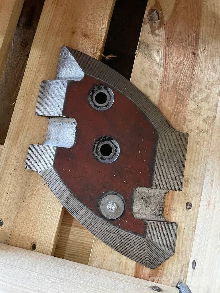 Dipperfox SC400 ماكينات أخرى لتجهيز الأراضي