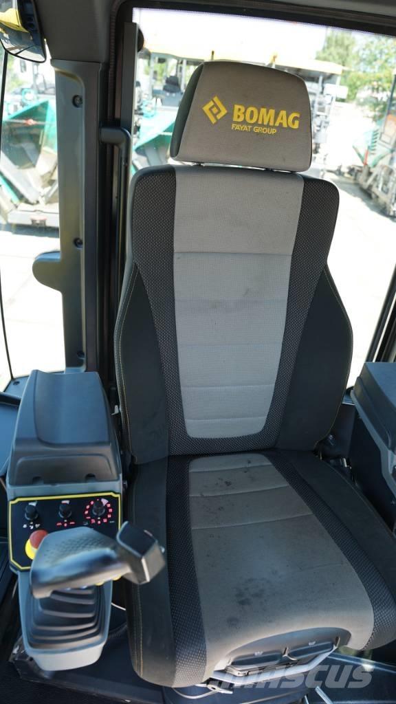 Bomag BW 174 AP-5 AM مداحل ثنائية الاسطوانة
