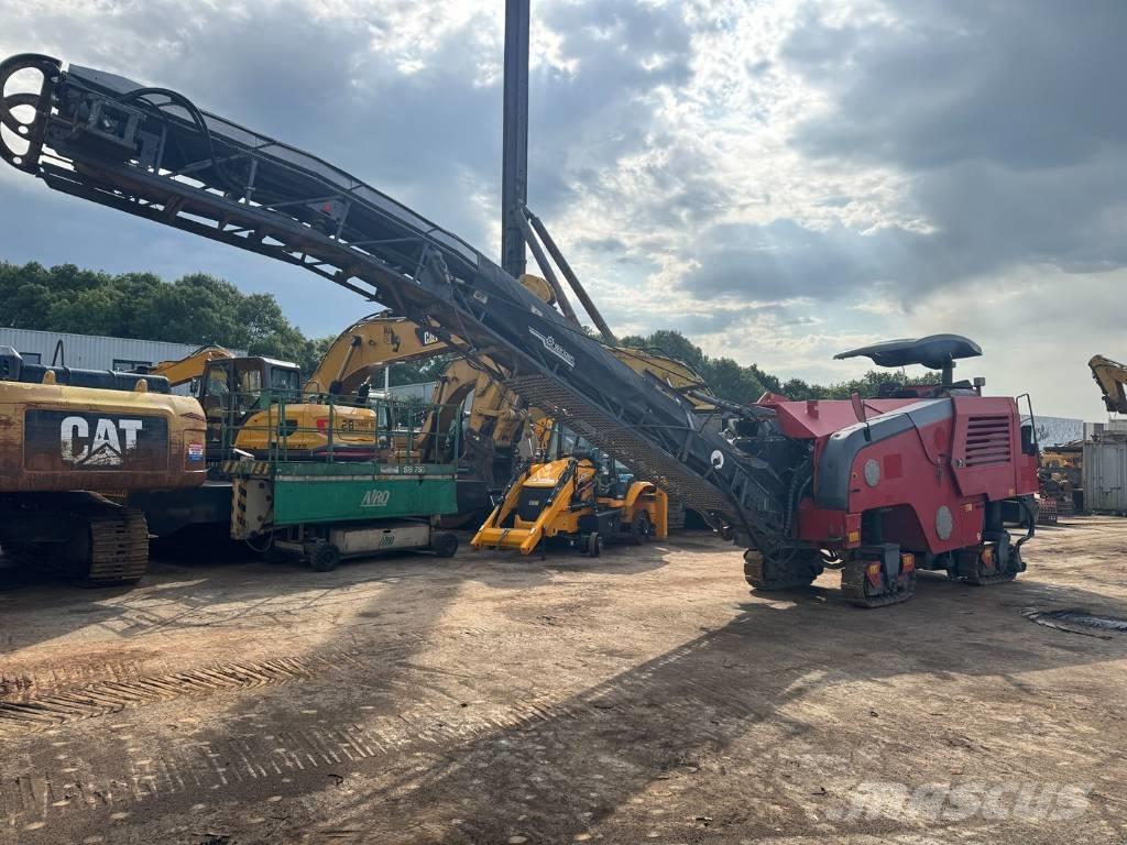 Wirtgen W 100 F ماكينات الكشط البارد للأسفلت