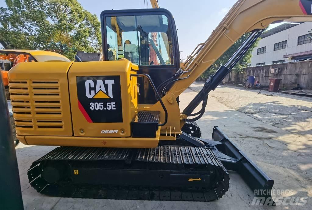 CAT 305.5 E حفارات صغيرة أقل من 7 طن (حفارات صغيرة)