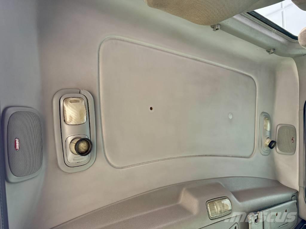 Peterbilt 388 وحدات الجر