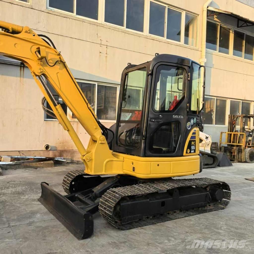 Komatsu PC 55 MR-3 حفارات زحافة