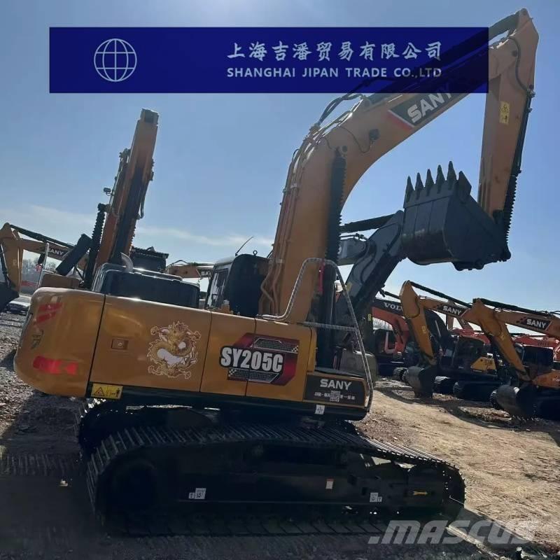 Sany SY 205 C حفارات زحافة