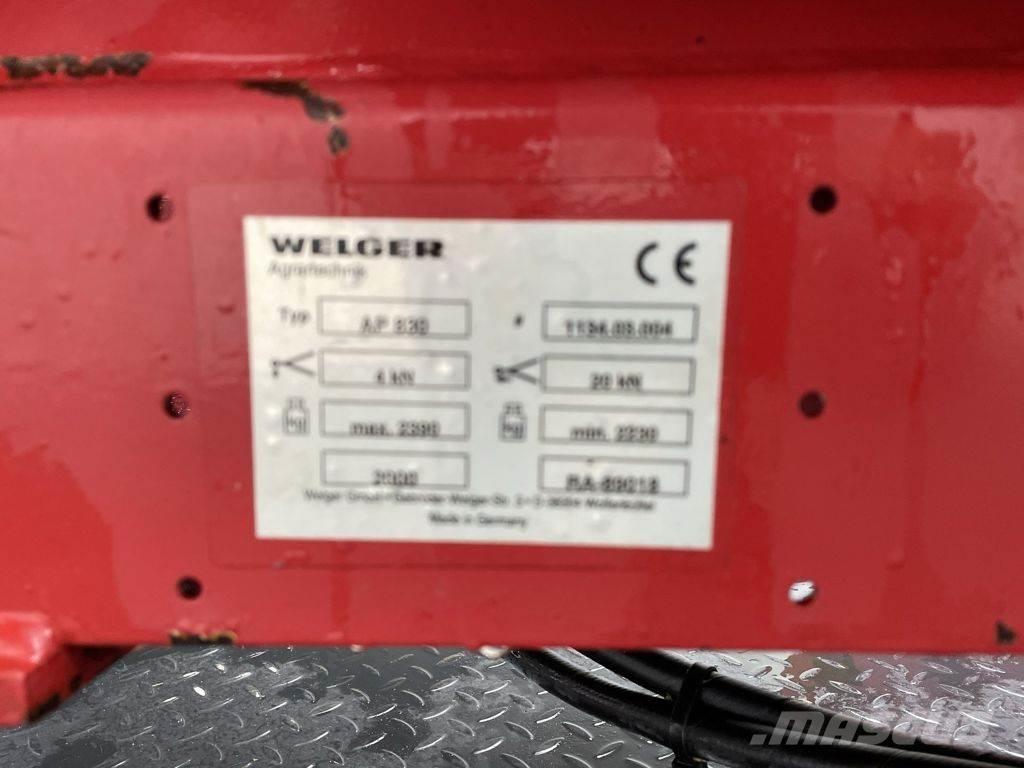 Welger AP 830 محزمات مربعة
