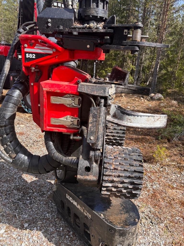Komatsu 901 حصادات