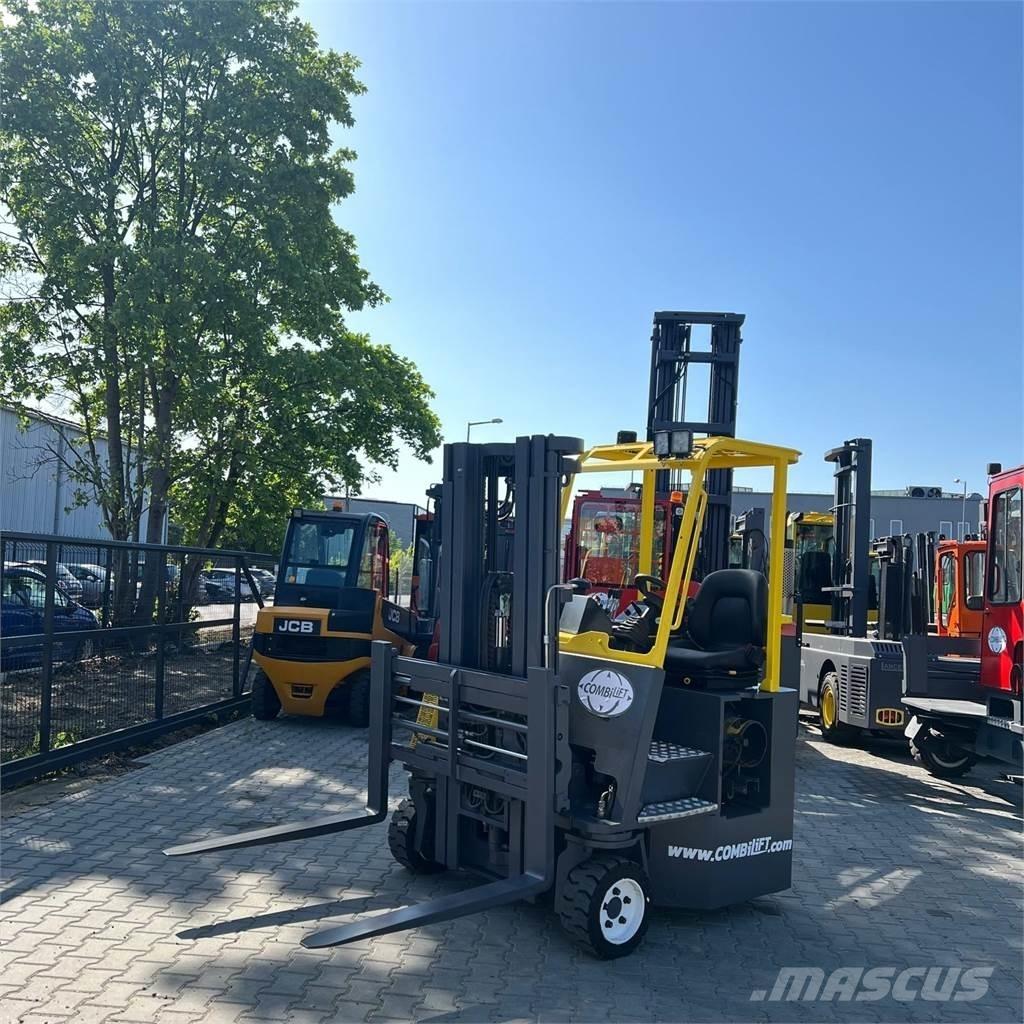 Combilift CBE 3000 شاحنة المناولة رباعية الاتجاهات