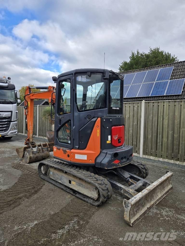 Hitachi ZX 38 U-5 A حفارات صغيرة أقل من 7 طن (حفارات صغيرة)