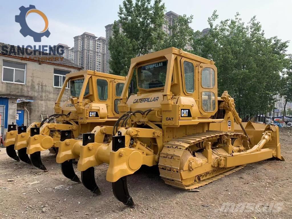 CAT D 7 G بلدوزرات مجنزرة