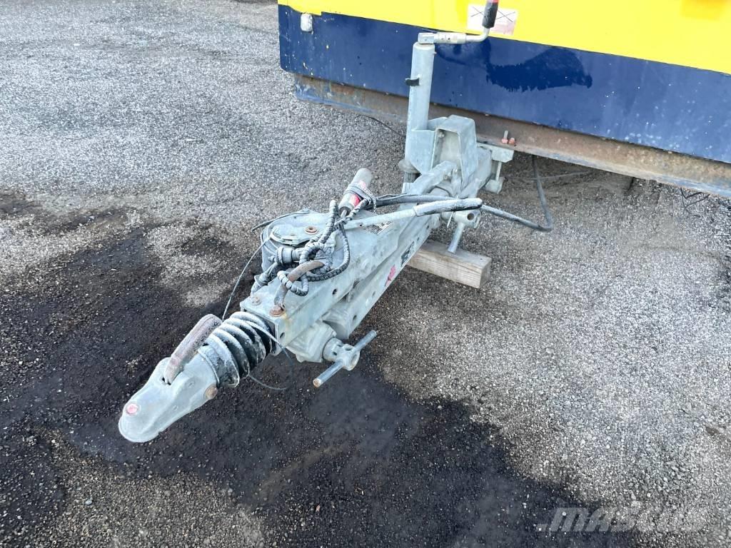 Compair C200TS-24 مكابس