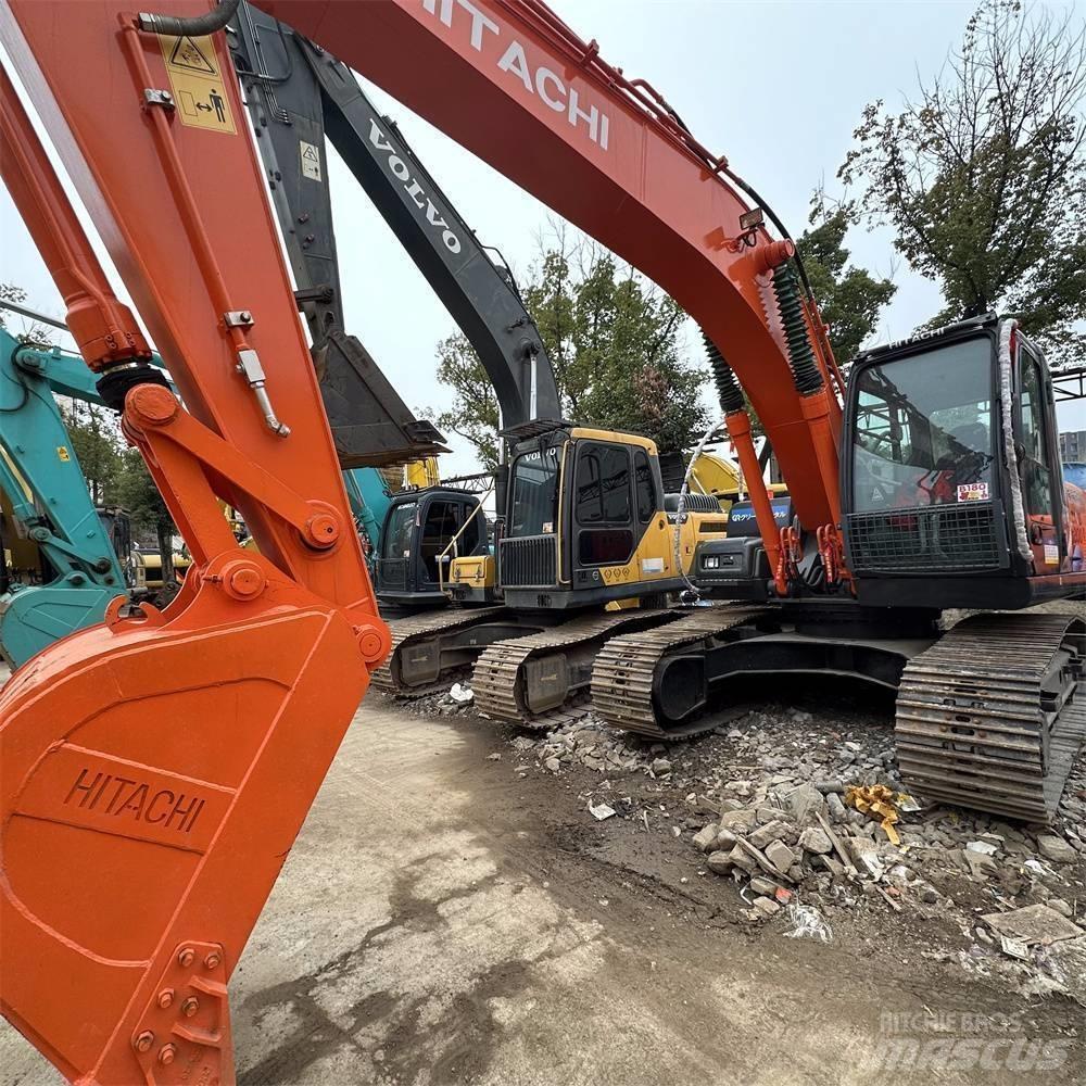 Hitachi ZX 200-3 G حفارات زحافة