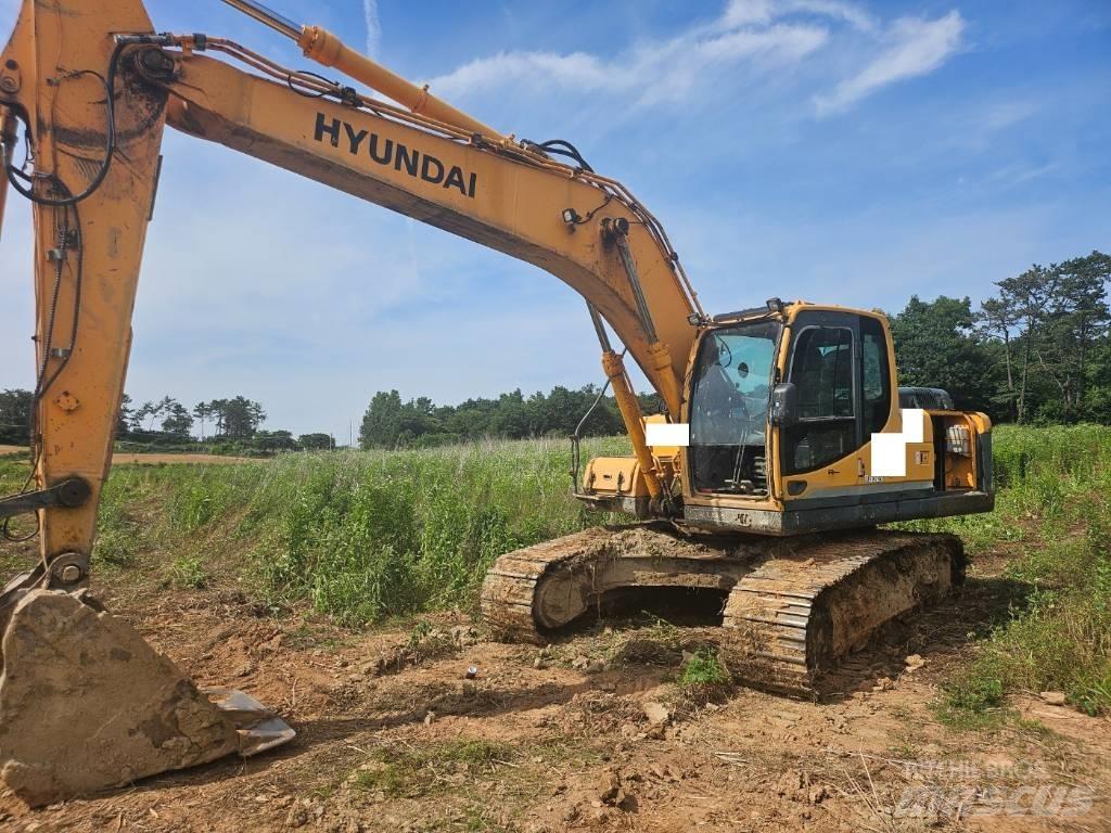 Hyundai Robex 220 LC حفارات زحافة