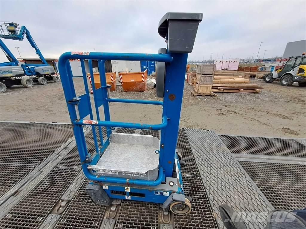 JLG Pecolift رافعات ومنصات أخرى