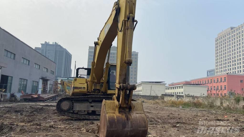 CAT 330 B حفارات زحافة