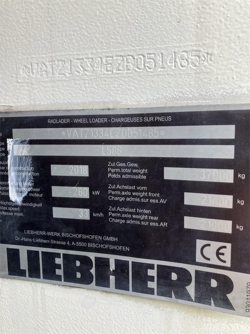 Liebherr L586 Xpower لوادر بعجل