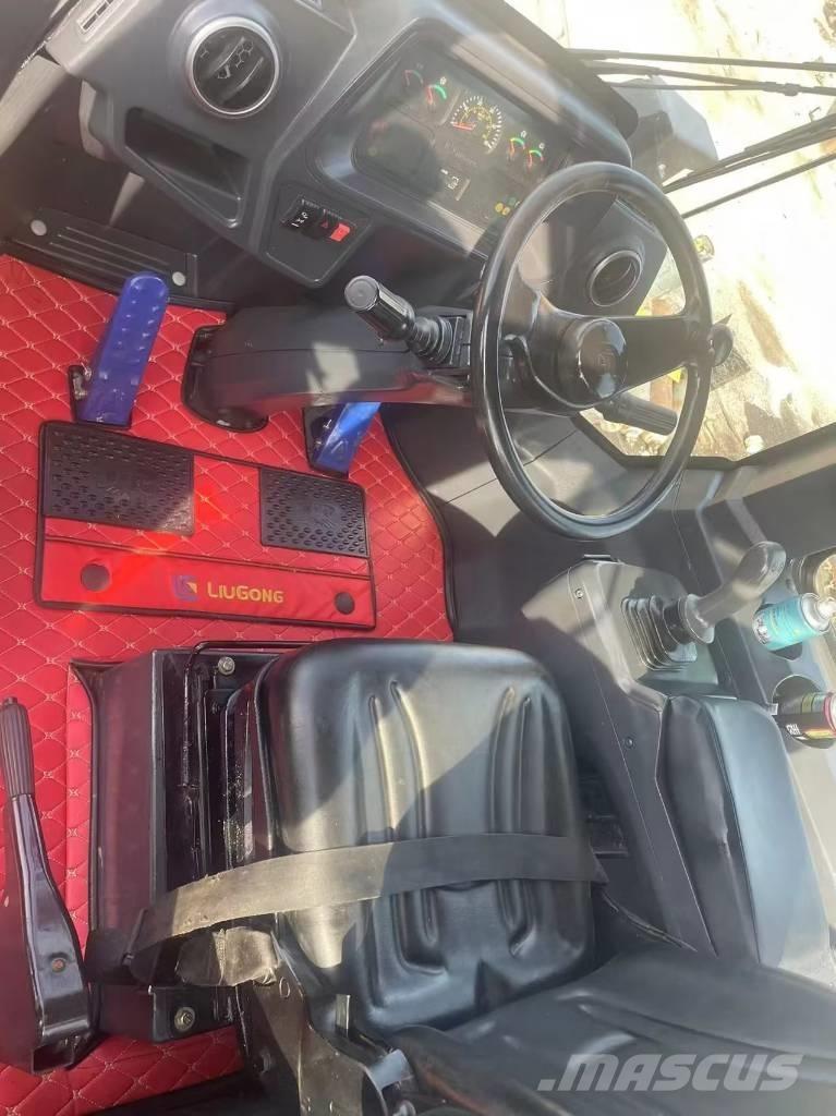LiuGong 856 لوادر بعجل