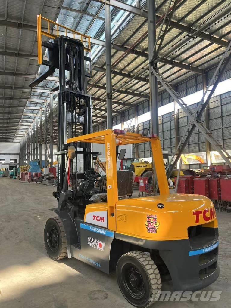 TCM 5t شاحنات الديزل