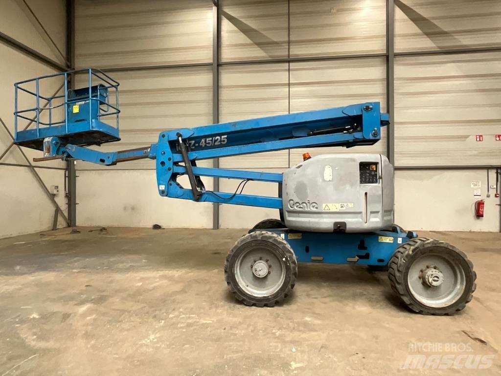 Genie Z 45/25 رافعات سلة مفصلية