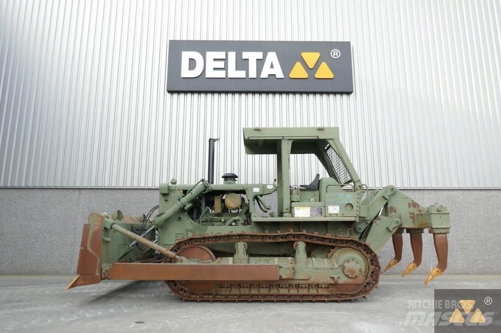 CAT D7G Ex-army بلدوزرات مجنزرة