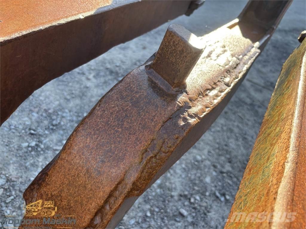 Valmet 840 مكونات أخرى