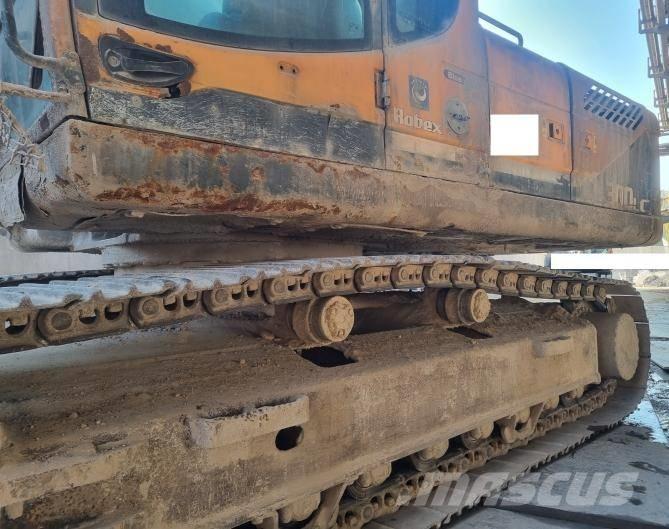 Hyundai Robex 300 LC حفارات زحافة