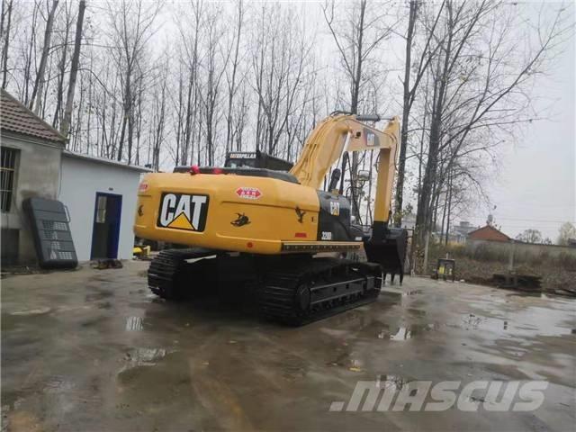 CAT 320D حفارات زحافة