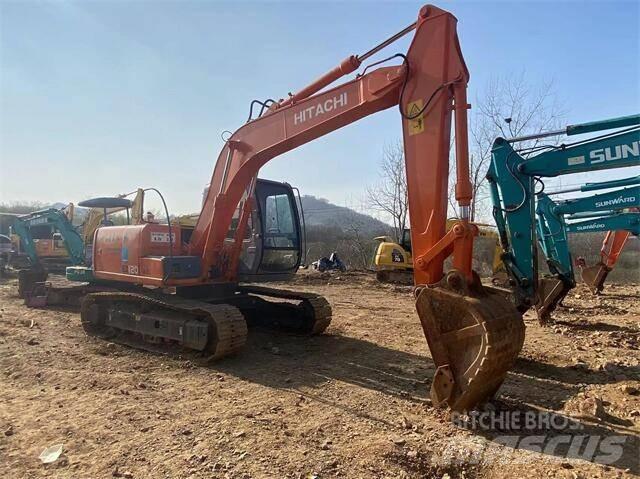 Hitachi EX 120 حفارات زحافة