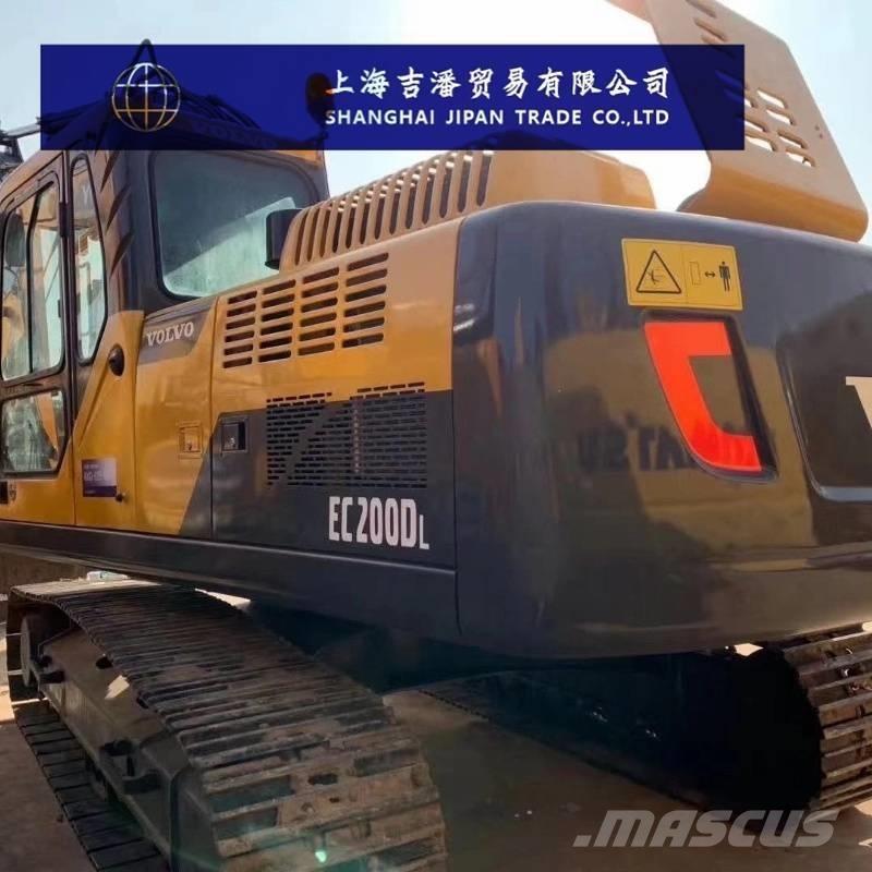 Volvo EC 200 حفارات زحافة