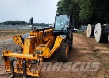 JCB 540-140 مناولات متداخلة