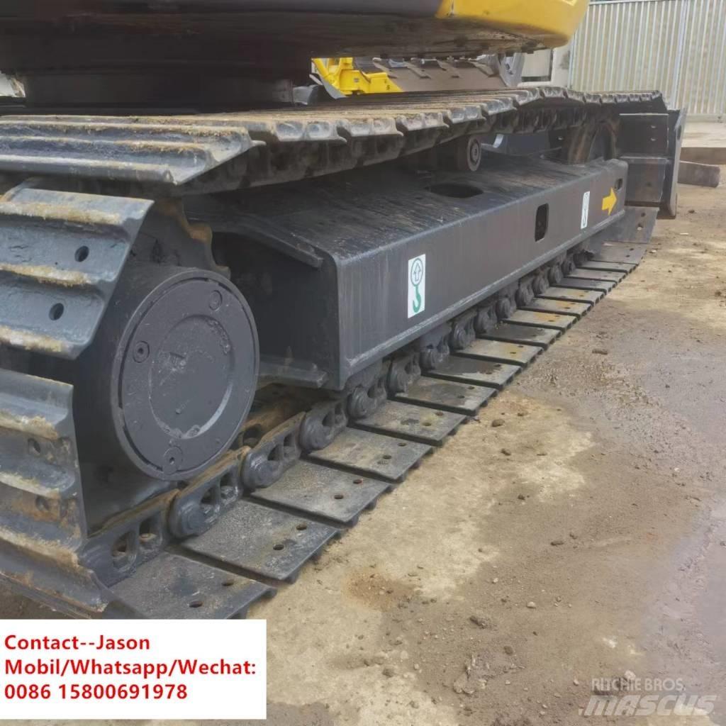 Komatsu PC 78 US-8 حفارات وسط 7 طن - 12 طن