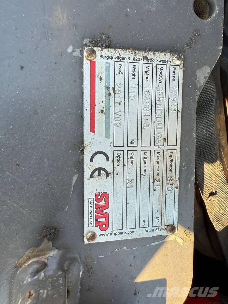 Volvo EC 250 EL حفارات زحافة