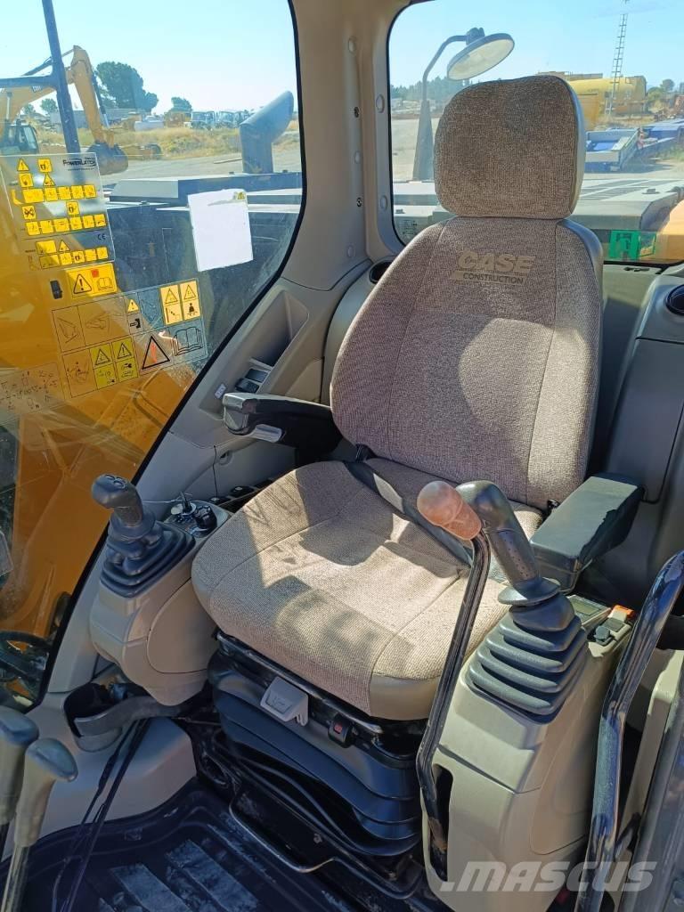 CASE CX 235 C SR حفارات زحافة