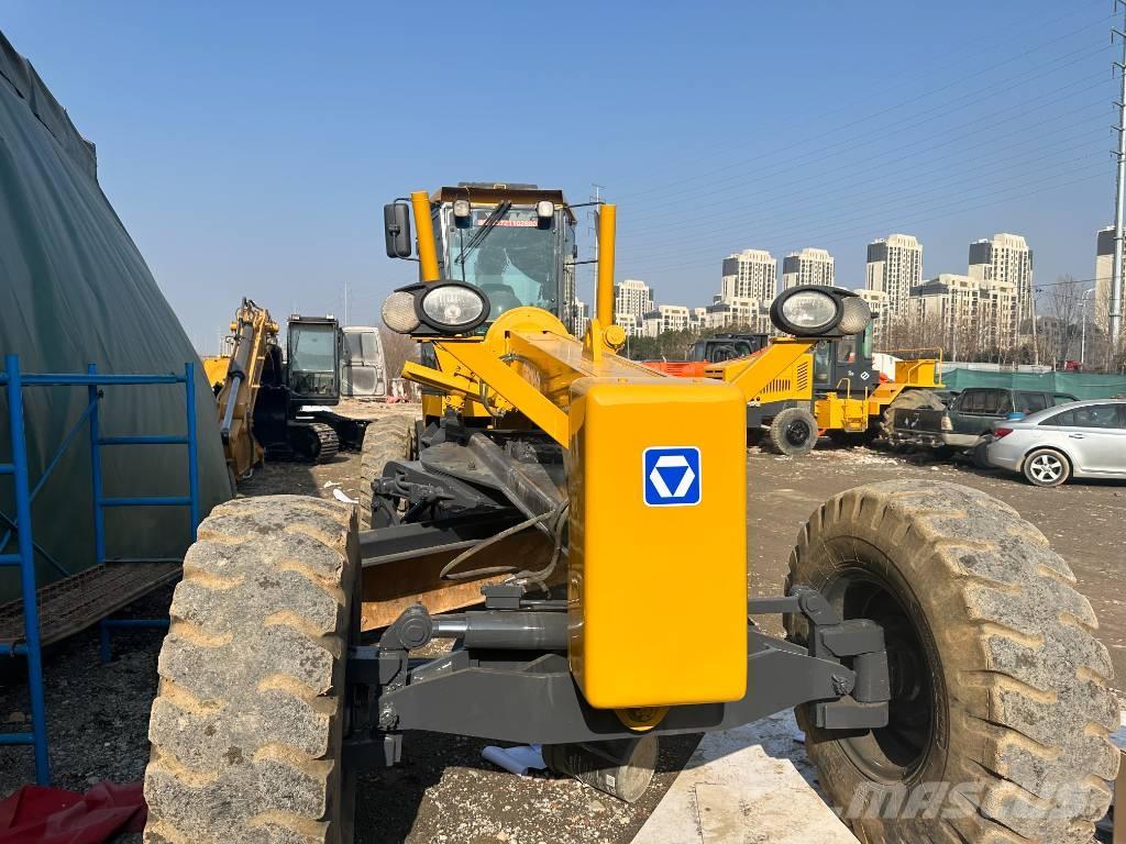 XCMG GR 180 معدات تمهيد الطرق
