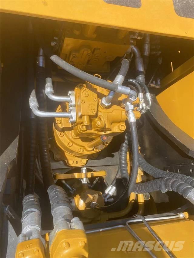 Sany SY215C حفارات زحافة