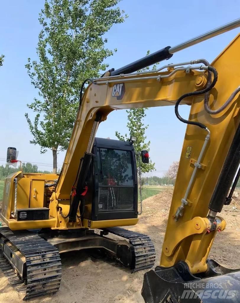 CAT 307 D حفارات زحافة