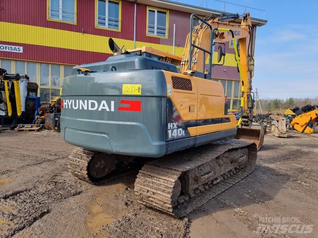 Hyundai HX 140 L حفارات زحافة