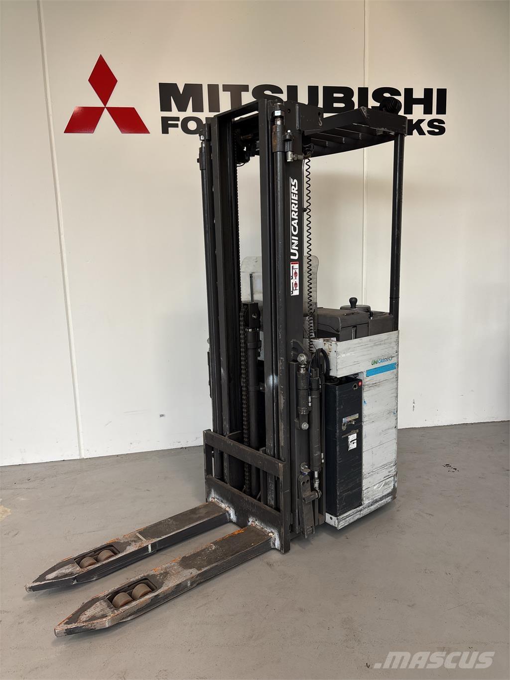 Atlet A160 شاحنات مناولة ذاتية الدفع